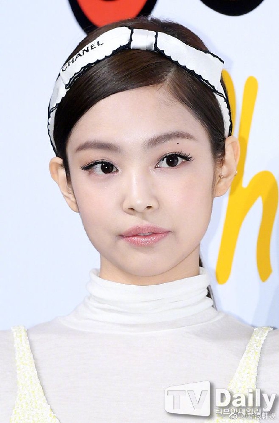 JENNIE将演双性恋女生 首登荧屏加盟HBO系列剧